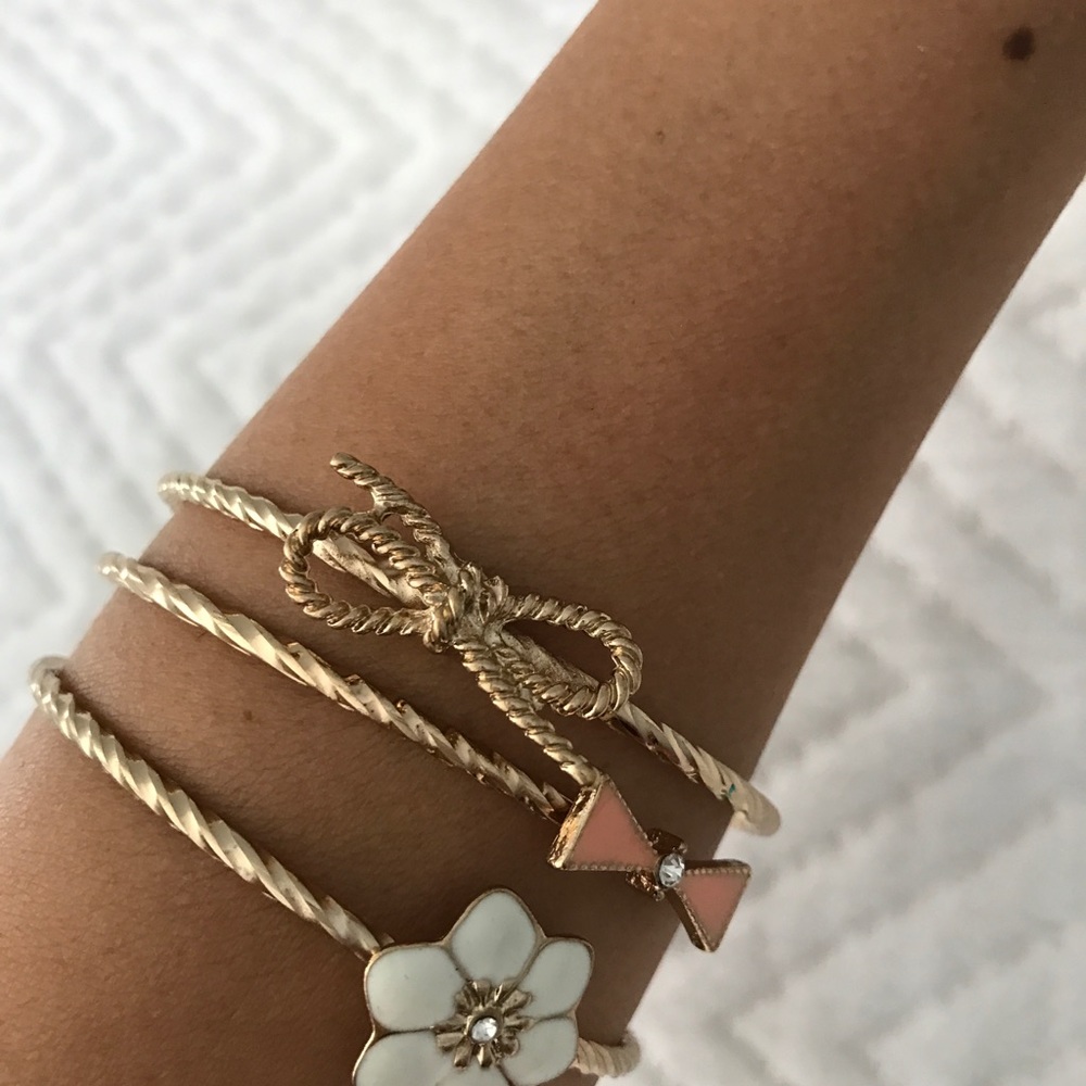 Infinity Bracelet - Picture 7 of 7